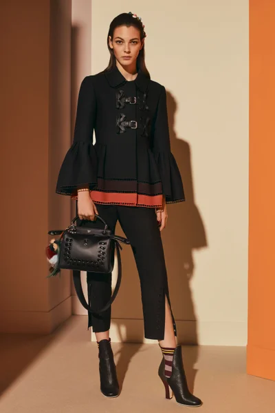 Look 13